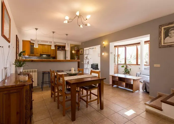 Home In Tramuntana